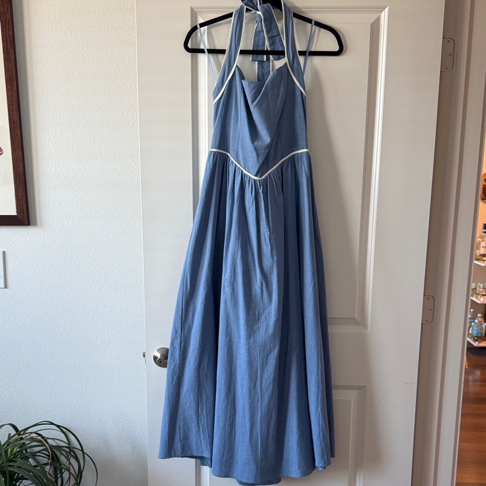 Elegant Blue Halter Maxi Dress